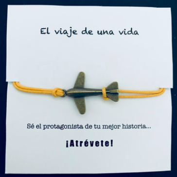 pulsera-viajera-naranja-escrito